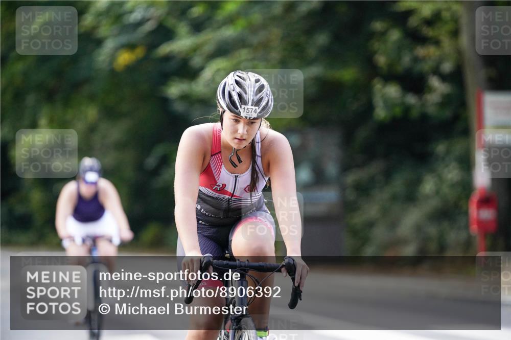 14.09.2025 - Stadtparktriathlon Michael Burmester http://msf.ph/oto/8906392 14.09.2025 13:23:39 Radfahren 1425, 1455, 1542, 1563, 1570, 1574 meine-sportfotos.de