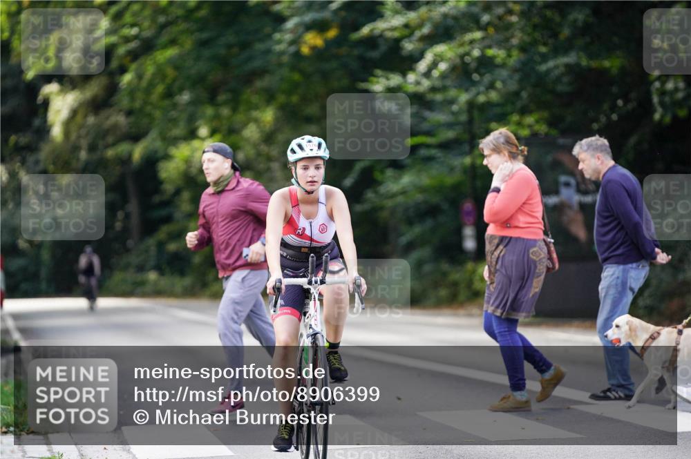 14.09.2025 - Stadtparktriathlon Michael Burmester http://msf.ph/oto/8906399 14.09.2025 13:23:44 Radfahren 1455, 1570, 1574 meine-sportfotos.de