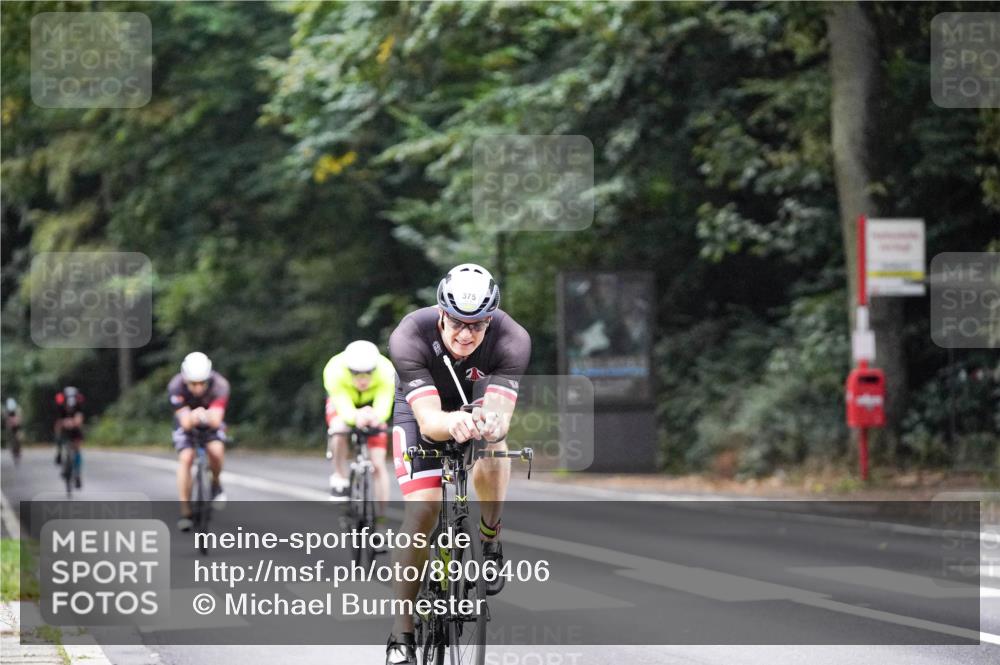 14.09.2025 - Stadtparktriathlon Michael Burmester http://msf.ph/oto/8906406 14.09.2025 09:09:06 Radfahren 323, 341, 352, 353, 375, 434 meine-sportfotos.de