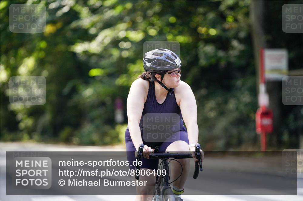 14.09.2025 - Stadtparktriathlon Michael Burmester http://msf.ph/oto/8906409 14.09.2025 13:23:58 Radfahren 1330, 1429 meine-sportfotos.de