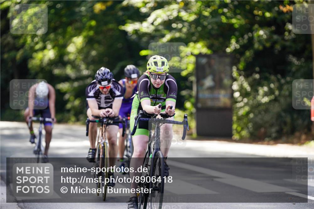 14.09.2025 - Stadtparktriathlon Michael Burmester http://msf.ph/oto/8906418 14.09.2025 13:24:07 Radfahren 1429, 1441, 1506, 1606, 1615 meine-sportfotos.de