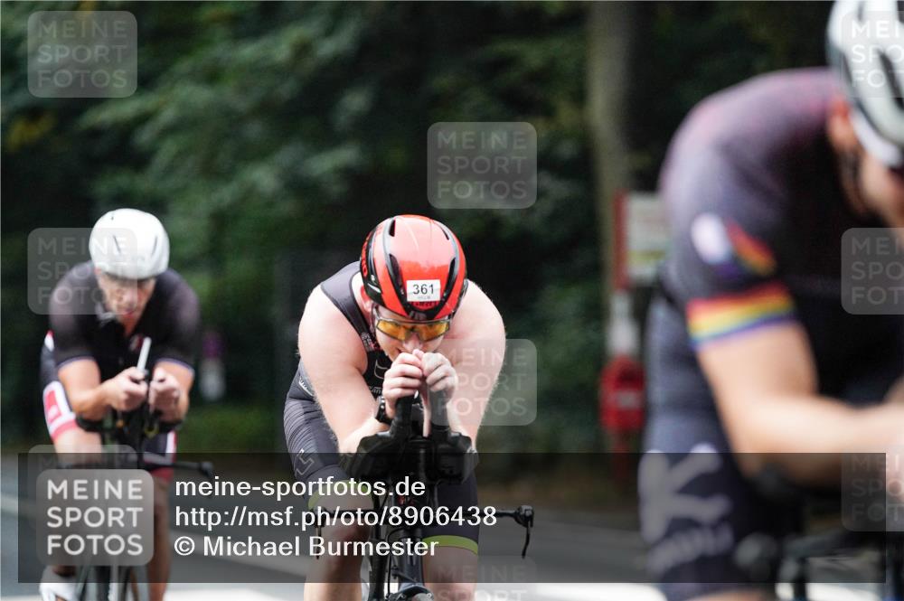 14.09.2025 - Stadtparktriathlon Michael Burmester http://msf.ph/oto/8906438 14.09.2025 09:09:26 Radfahren 337, 349, 354, 361, 376, 379, 398, 451 meine-sportfotos.de