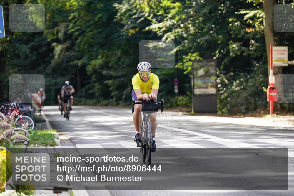 14.09.2025 - Stadtparktriathlon Michael Burmester http://msf.ph/oto/8906444 14.09.2025 13:24:22 Radfahren 1459, 1477, 1496, 1531 meine-sportfotos.de