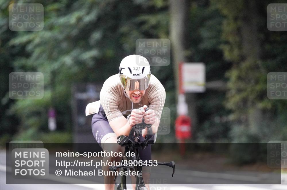 14.09.2025 - Stadtparktriathlon Michael Burmester http://msf.ph/oto/8906453 14.09.2025 09:09:29 Radfahren 337, 349, 354, 361, 376, 398, 451 meine-sportfotos.de