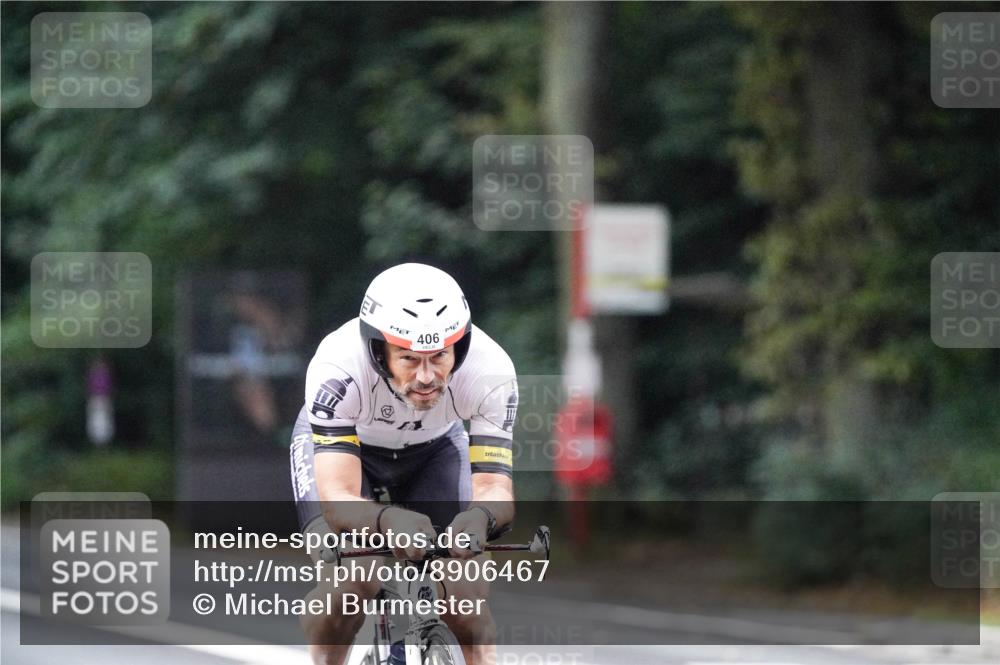 14.09.2025 - Stadtparktriathlon Michael Burmester http://msf.ph/oto/8906467 14.09.2025 09:09:52 Radfahren 406, 432 meine-sportfotos.de