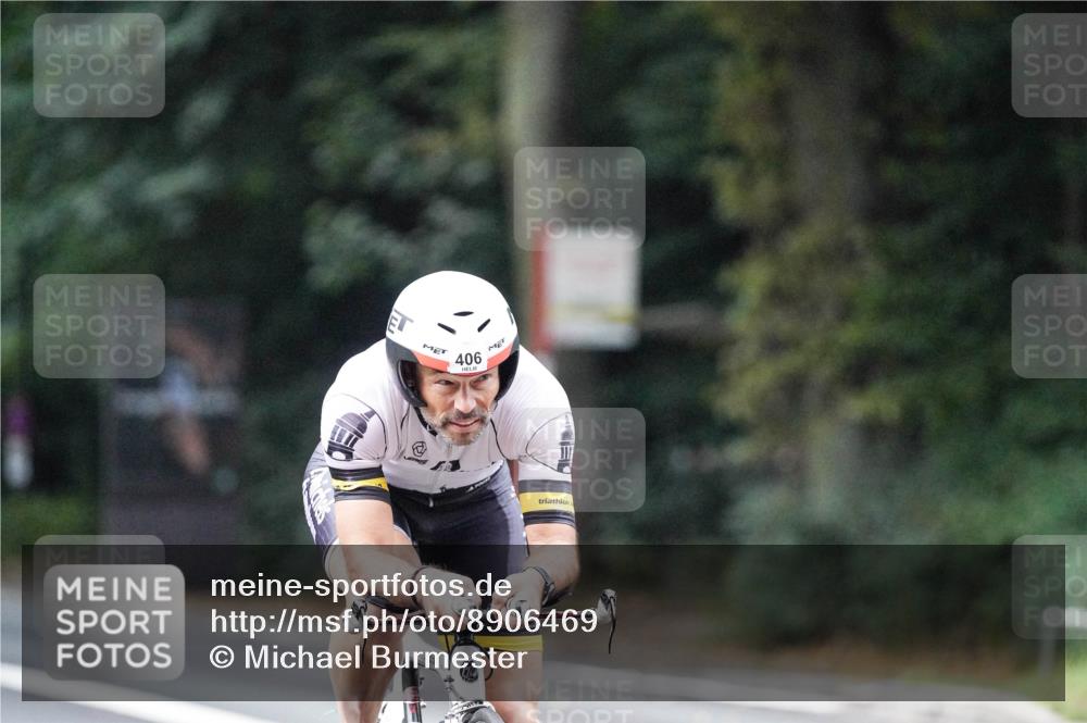14.09.2025 - Stadtparktriathlon Michael Burmester http://msf.ph/oto/8906469 14.09.2025 09:09:52 Radfahren 406, 432 meine-sportfotos.de