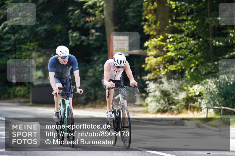 14.09.2025 - Stadtparktriathlon Michael Burmester http://msf.ph/oto/8906470 14.09.2025 13:24:44 Radfahren 1488, 1499, 1510, 1518, 1543, 1545, 1551, 1554, 1593 meine-sportfotos.de