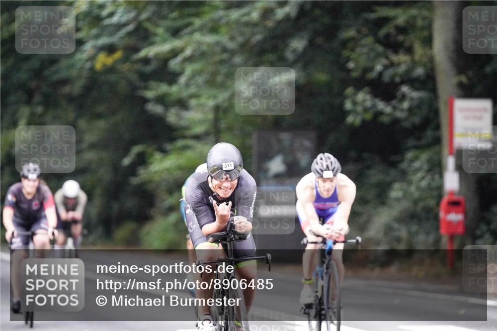 14.09.2025 - Stadtparktriathlon Michael Burmester http://msf.ph/oto/8906485 14.09.2025 09:10:03 Radfahren 311, 315, 328, 348, 350, 357, 387, 413, 414, 432 meine-sportfotos.de