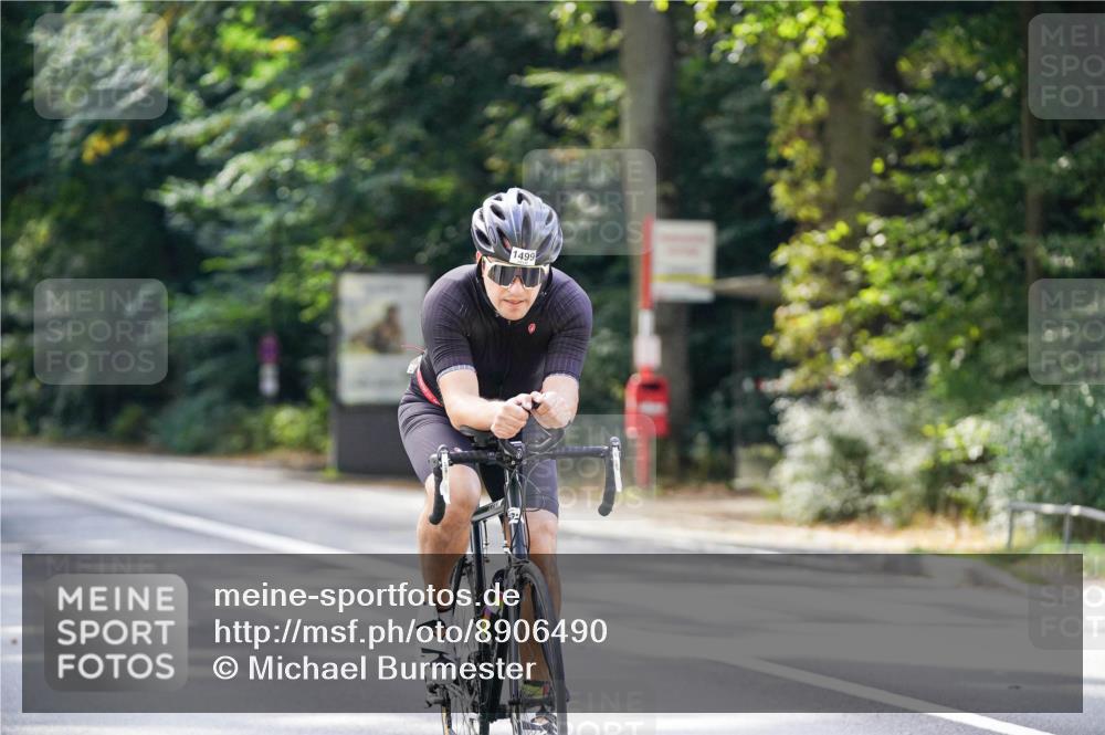 14.09.2025 - Stadtparktriathlon Michael Burmester http://msf.ph/oto/8906490 14.09.2025 13:24:51 Radfahren 1488, 1499, 1518, 1543, 1545, 1554, 1559, 1561, 1593 meine-sportfotos.de