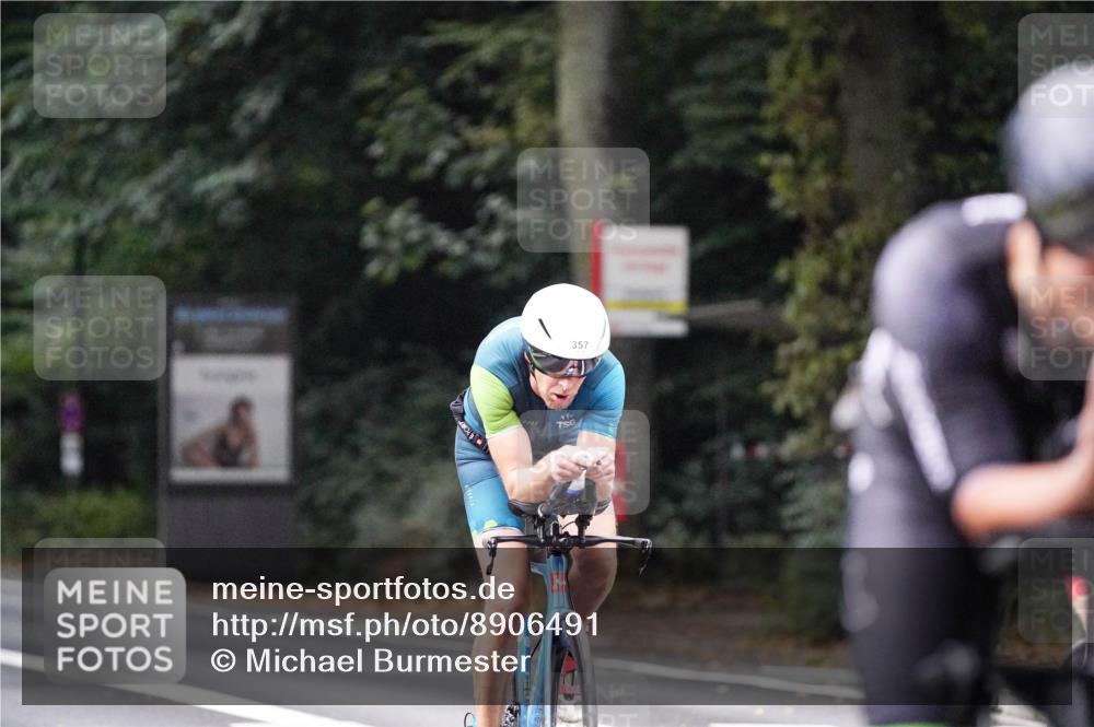 14.09.2025 - Stadtparktriathlon Michael Burmester http://msf.ph/oto/8906491 14.09.2025 09:10:04 Radfahren 311, 315, 328, 348, 350, 357, 387, 413, 414, 432 meine-sportfotos.de