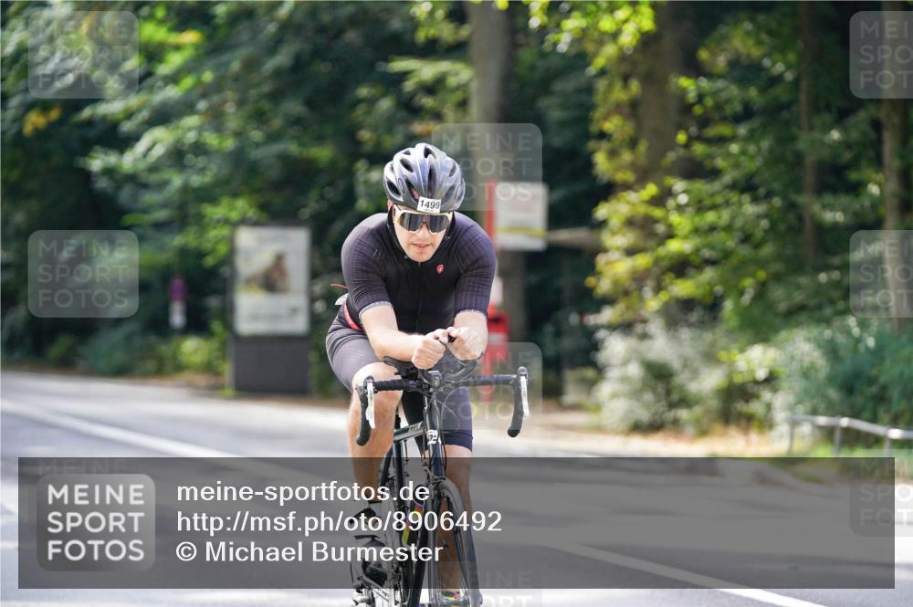 14.09.2025 - Stadtparktriathlon Michael Burmester http://msf.ph/oto/8906492 14.09.2025 13:24:51 Radfahren 1488, 1499, 1518, 1543, 1545, 1554, 1559, 1561, 1593 meine-sportfotos.de