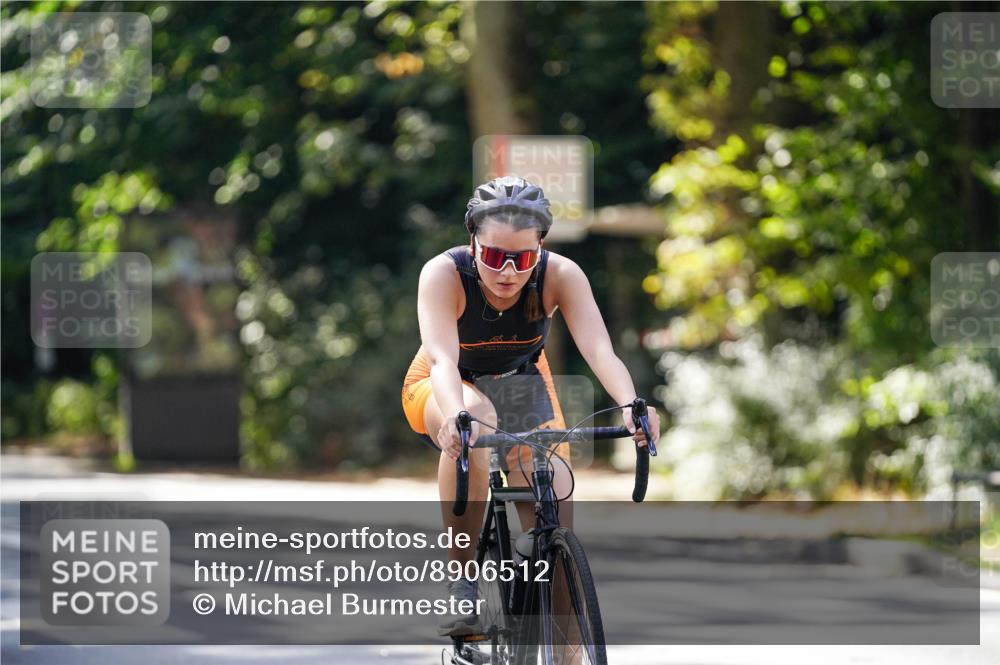 14.09.2025 - Stadtparktriathlon Michael Burmester http://msf.ph/oto/8906512 14.09.2025 13:25:05 Radfahren 1323, 1432, 1474, 1479, 1532, 1544, 1597 meine-sportfotos.de