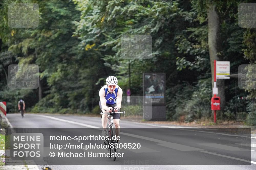 14.09.2025 - Stadtparktriathlon Michael Burmester http://msf.ph/oto/8906520 14.09.2025 09:10:14 Radfahren 328, 336, 391, 414 meine-sportfotos.de