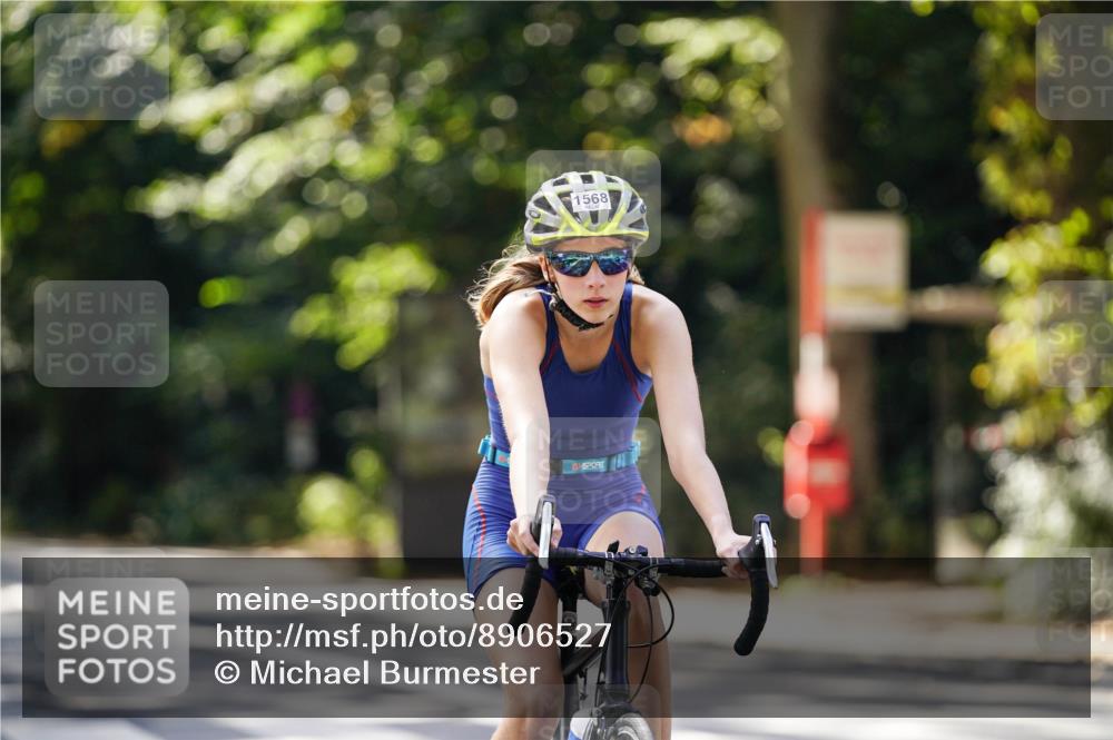 14.09.2025 - Stadtparktriathlon Michael Burmester http://msf.ph/oto/8906527 14.09.2025 13:25:15 Radfahren 1479, 1521, 1568, 1586, 1609 meine-sportfotos.de