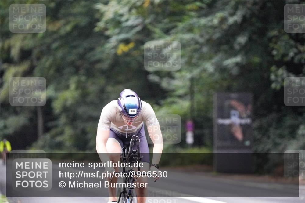 14.09.2025 - Stadtparktriathlon Michael Burmester http://msf.ph/oto/8906530 14.09.2025 09:10:22 Radfahren 336 meine-sportfotos.de