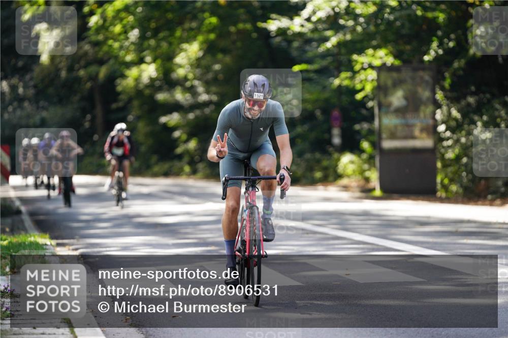 14.09.2025 - Stadtparktriathlon Michael Burmester http://msf.ph/oto/8906531 14.09.2025 13:25:17 Radfahren 1442, 1462, 1479, 1521, 1568, 1586, 1609 meine-sportfotos.de