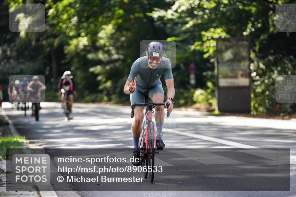 14.09.2025 - Stadtparktriathlon Michael Burmester http://msf.ph/oto/8906533 14.09.2025 13:25:17 Radfahren 1442, 1462, 1479, 1521, 1568, 1586, 1609 meine-sportfotos.de