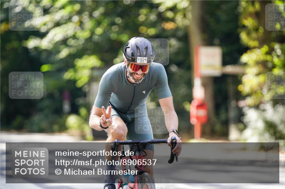 14.09.2025 - Stadtparktriathlon Michael Burmester http://msf.ph/oto/8906537 14.09.2025 13:25:18 Radfahren 1442, 1462, 1479, 1521, 1568, 1586, 1609 meine-sportfotos.de
