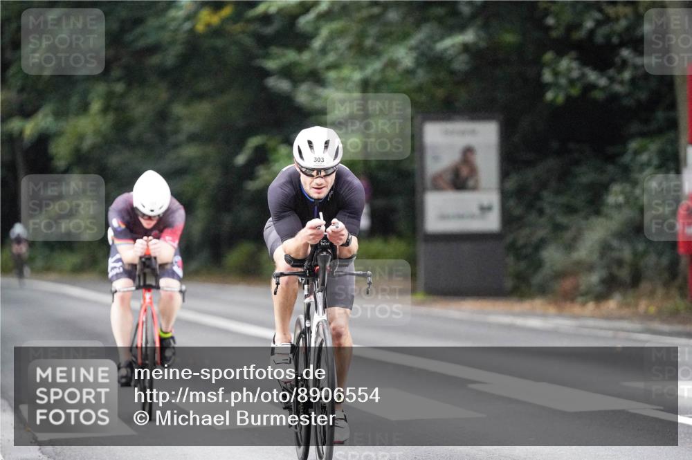 14.09.2025 - Stadtparktriathlon Michael Burmester http://msf.ph/oto/8906554 14.09.2025 09:10:36 Radfahren 303, 319, 325, 367, 369, 372, 395, 420 meine-sportfotos.de