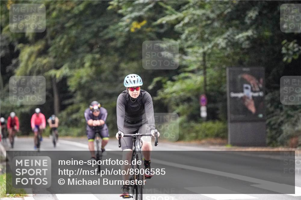 14.09.2025 - Stadtparktriathlon Michael Burmester http://msf.ph/oto/8906585 14.09.2025 09:10:50 Radfahren 302, 319, 322, 382, 415, 421, 435 meine-sportfotos.de