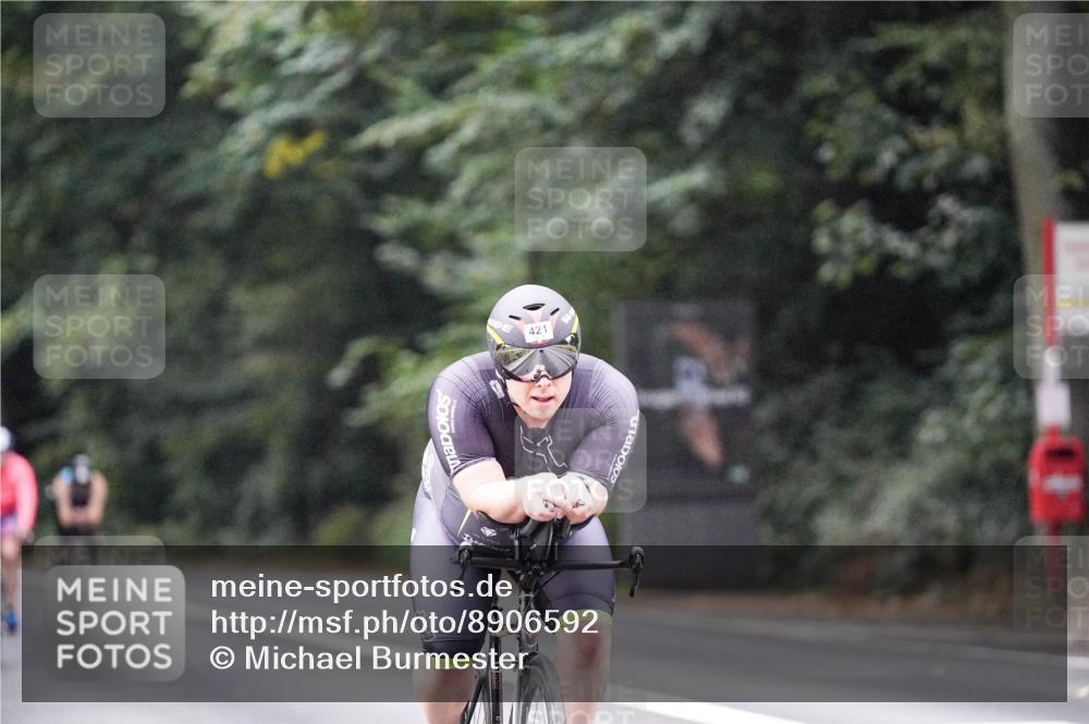14.09.2025 - Stadtparktriathlon Michael Burmester http://msf.ph/oto/8906592 14.09.2025 09:10:52 Radfahren 302, 322, 360, 382, 415, 421, 435 meine-sportfotos.de