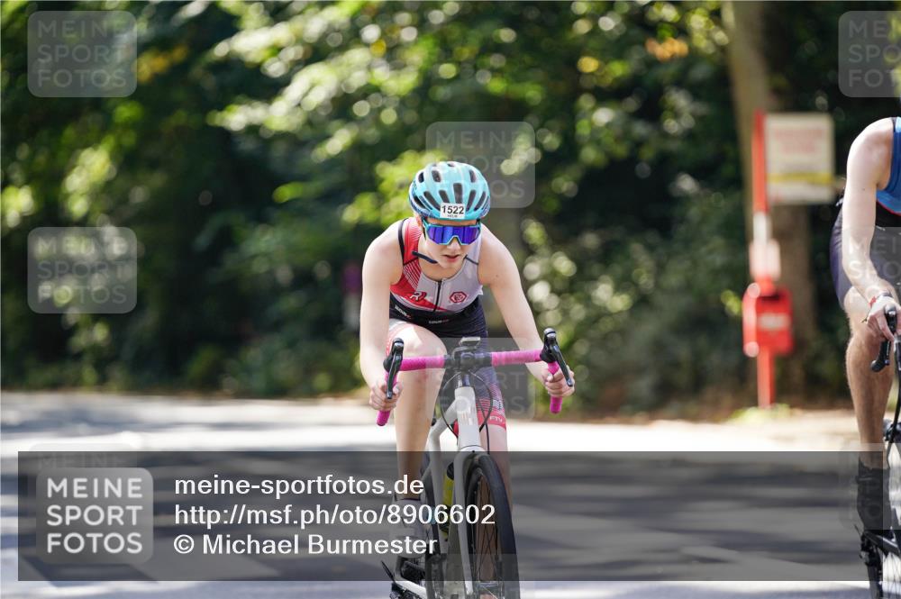 14.09.2025 - Stadtparktriathlon Michael Burmester http://msf.ph/oto/8906602 14.09.2025 13:25:55 Radfahren 1427, 1472, 1498, 1507, 1522, 1546, 1598 meine-sportfotos.de