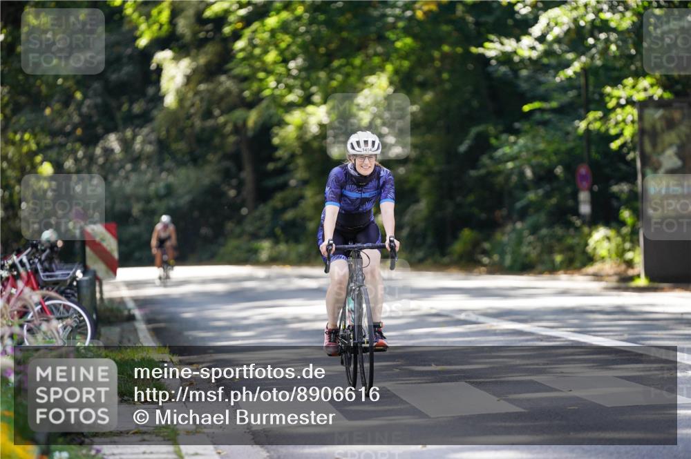 14.09.2025 - Stadtparktriathlon Michael Burmester http://msf.ph/oto/8906616 14.09.2025 13:26:10 Radfahren 1454, 1583, 1611 meine-sportfotos.de