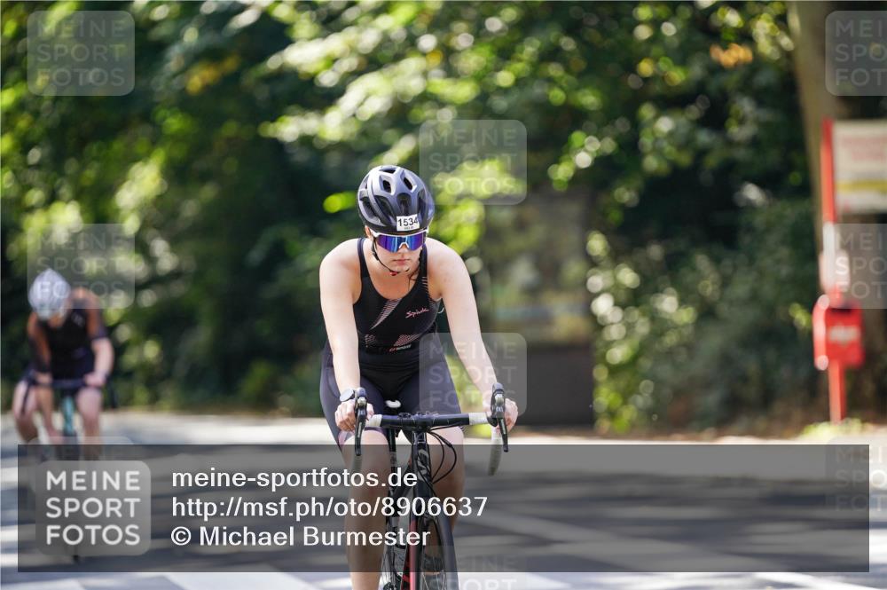 14.09.2025 - Stadtparktriathlon Michael Burmester http://msf.ph/oto/8906637 14.09.2025 13:26:26 Radfahren 1467, 1484, 1515, 1534, 1541, 1605, 1620 meine-sportfotos.de