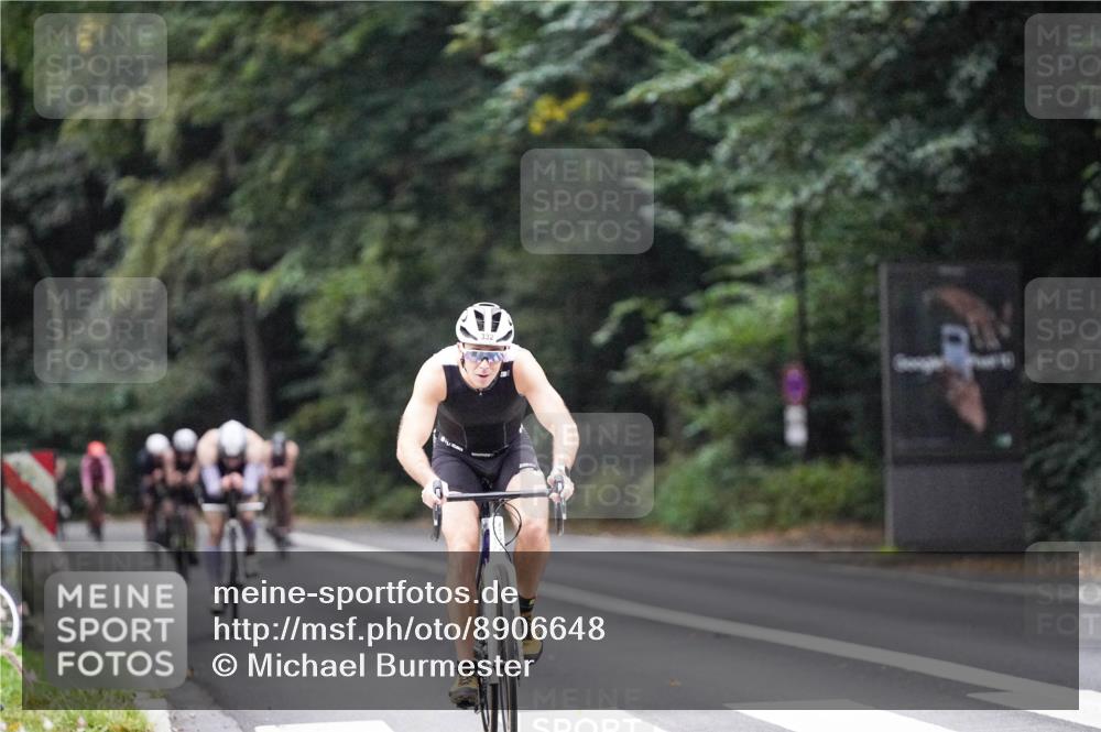 14.09.2025 - Stadtparktriathlon Michael Burmester http://msf.ph/oto/8906648 14.09.2025 09:11:15 Radfahren 312, 313, 330, 332, 408, 416, 436, 476 meine-sportfotos.de
