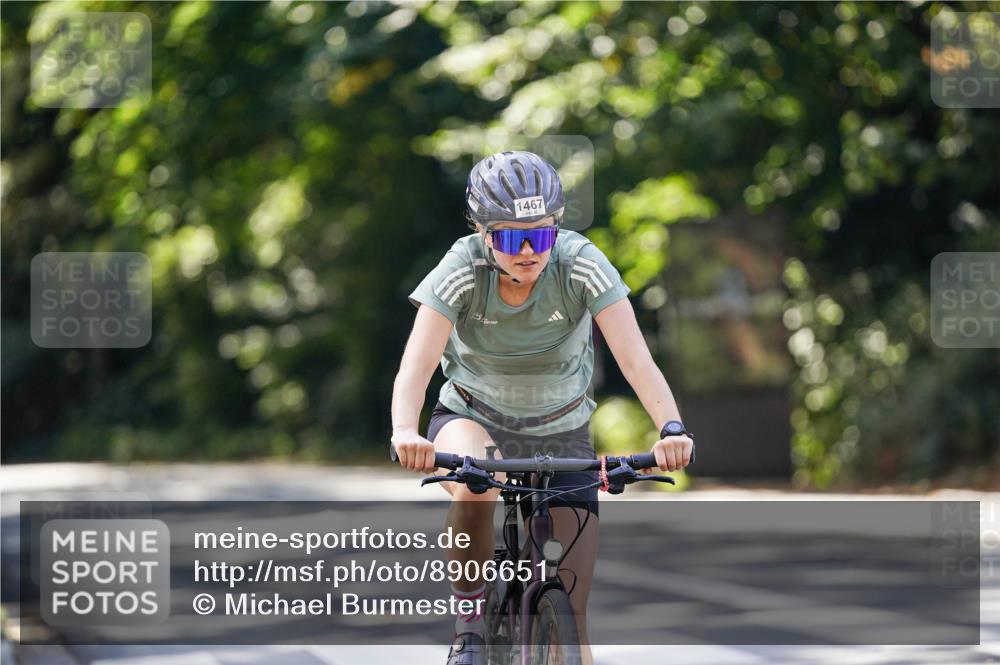 14.09.2025 - Stadtparktriathlon Michael Burmester http://msf.ph/oto/8906651 14.09.2025 13:26:33 Radfahren 1467, 1515, 1534, 1620 meine-sportfotos.de