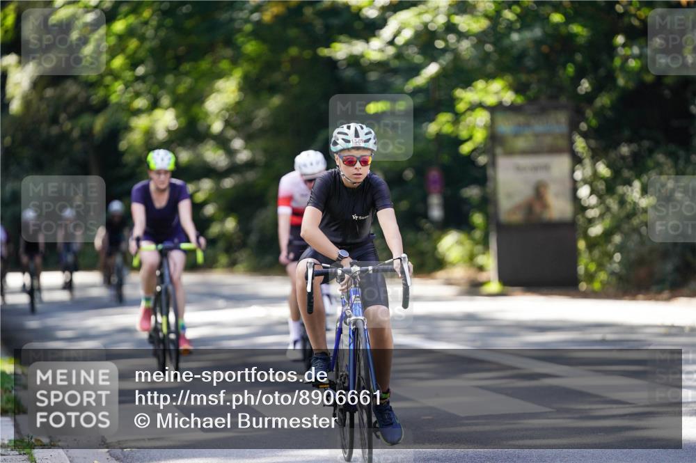 14.09.2025 - Stadtparktriathlon Michael Burmester http://msf.ph/oto/8906661 14.09.2025 13:26:48 Radfahren 1447, 1448, 1494, 1526, 1558, 1589, 1591 meine-sportfotos.de