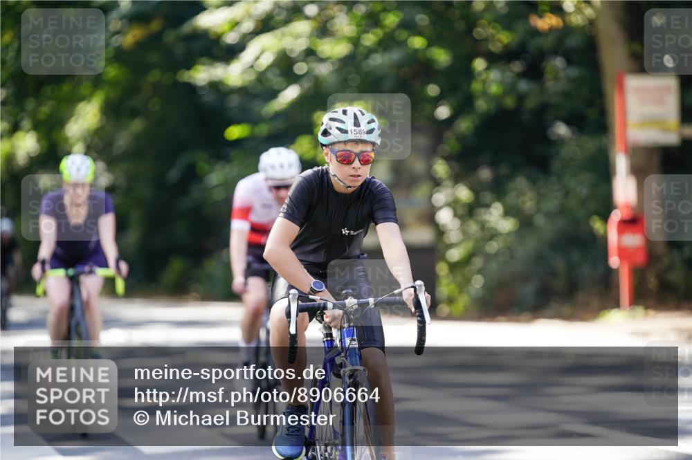 14.09.2025 - Stadtparktriathlon Michael Burmester http://msf.ph/oto/8906664 14.09.2025 13:26:49 Radfahren 1436, 1447, 1448, 1494, 1526, 1558, 1587, 1589, 1591 meine-sportfotos.de