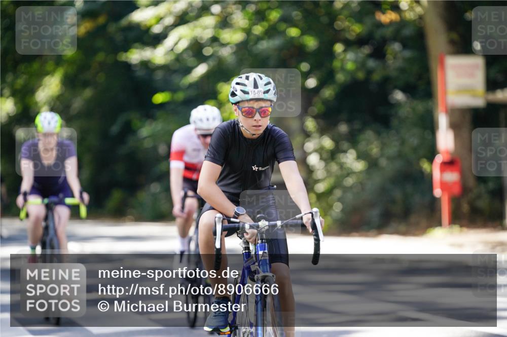 14.09.2025 - Stadtparktriathlon Michael Burmester http://msf.ph/oto/8906666 14.09.2025 13:26:49 Radfahren 1436, 1447, 1448, 1494, 1526, 1558, 1587, 1589, 1591 meine-sportfotos.de