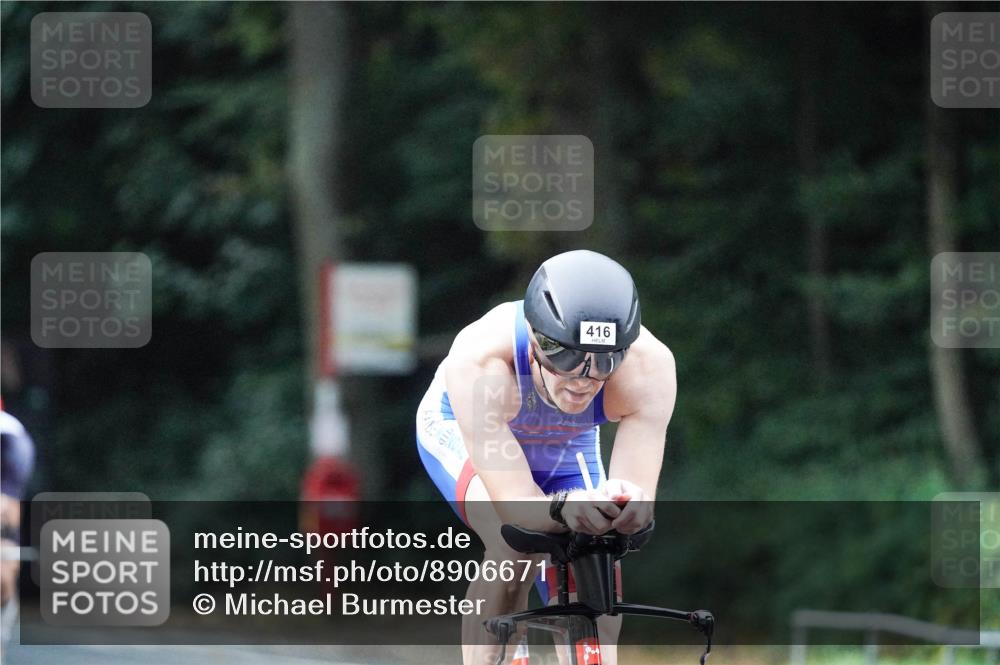 14.09.2025 - Stadtparktriathlon Michael Burmester http://msf.ph/oto/8906671 14.09.2025 09:11:21 Radfahren 312, 313, 321, 332, 405, 408, 416, 423, 436 meine-sportfotos.de