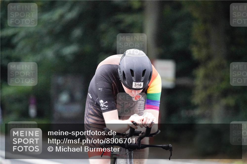 14.09.2025 - Stadtparktriathlon Michael Burmester http://msf.ph/oto/8906701 14.09.2025 09:11:37 Radfahren 310, 316 meine-sportfotos.de