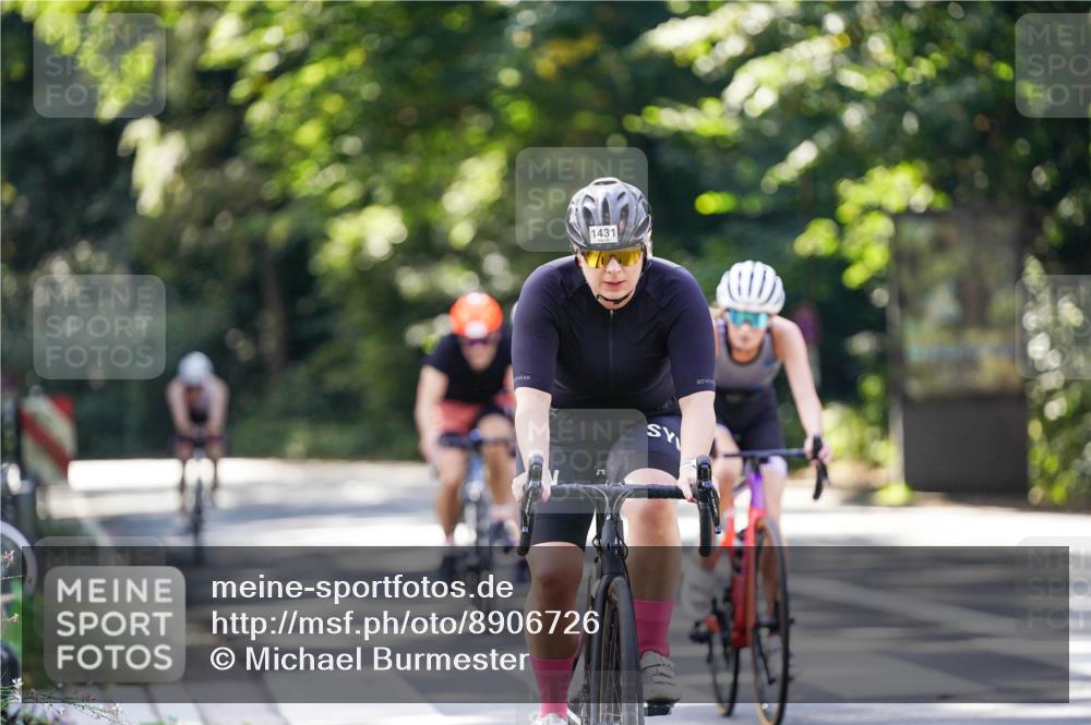 14.09.2025 - Stadtparktriathlon Michael Burmester http://msf.ph/oto/8906726 14.09.2025 13:27:19 Radfahren 1426, 1431, 1489, 1513, 1519, 1581, 1607 meine-sportfotos.de