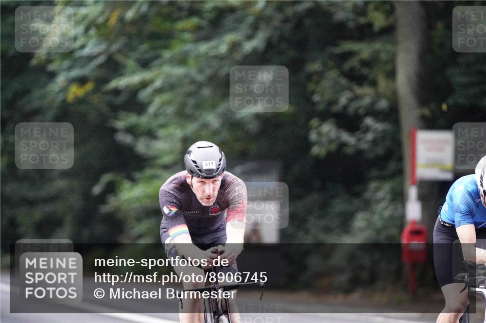 14.09.2025 - Stadtparktriathlon Michael Burmester http://msf.ph/oto/8906745 14.09.2025 09:12:02 Radfahren 307, 317, 331, 402, 412 meine-sportfotos.de