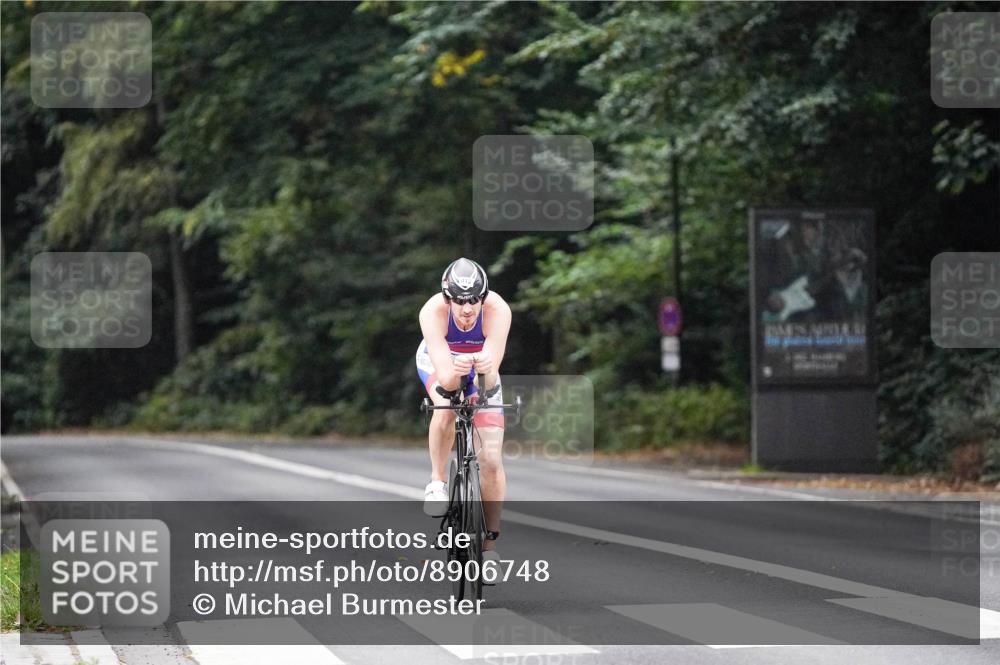 14.09.2025 - Stadtparktriathlon Michael Burmester http://msf.ph/oto/8906748 14.09.2025 09:12:05 Radfahren 307, 317, 331, 402, 412 meine-sportfotos.de