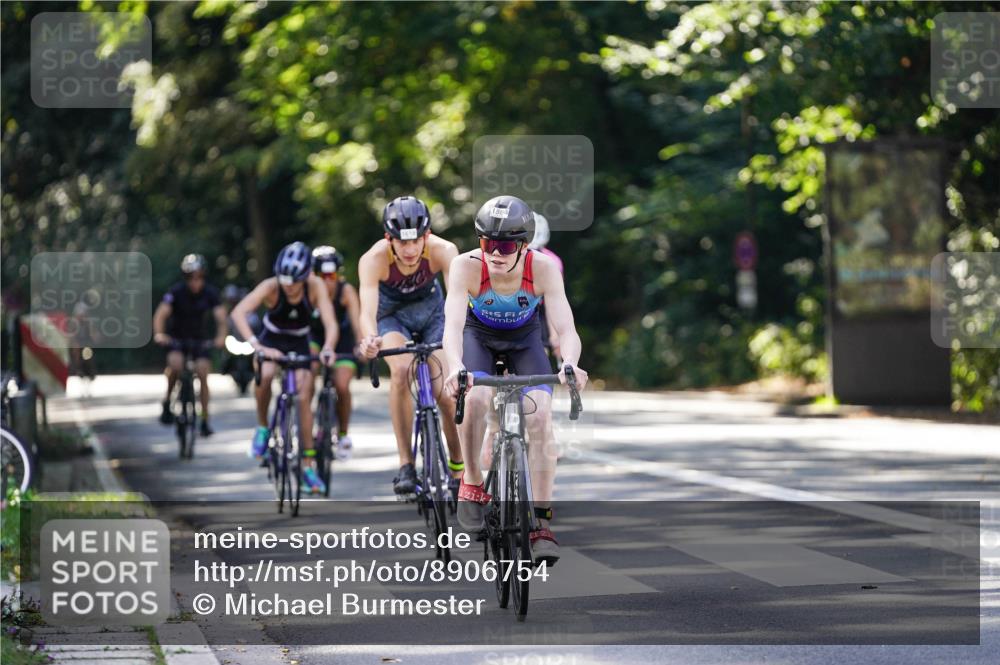 14.09.2025 - Stadtparktriathlon Michael Burmester http://msf.ph/oto/8906754 14.09.2025 13:27:48 Radfahren 1476, 1556, 1579, 1596, 1603, 1618 meine-sportfotos.de