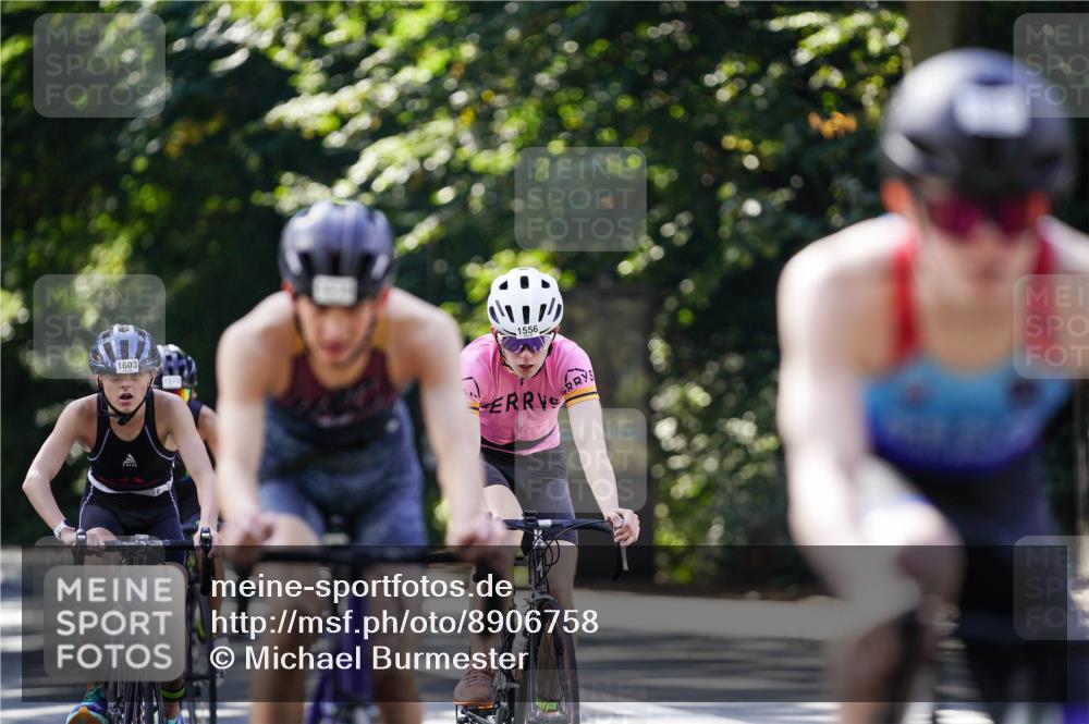 14.09.2025 - Stadtparktriathlon Michael Burmester http://msf.ph/oto/8906758 14.09.2025 13:27:50 Radfahren 1476, 1556, 1579, 1596, 1603, 1618 meine-sportfotos.de