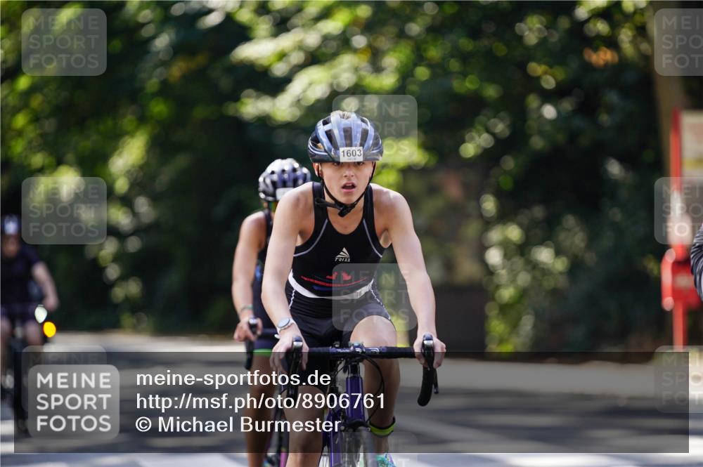 14.09.2025 - Stadtparktriathlon Michael Burmester http://msf.ph/oto/8906761 14.09.2025 13:27:51 Radfahren 1476, 1556, 1579, 1596, 1603, 1618 meine-sportfotos.de