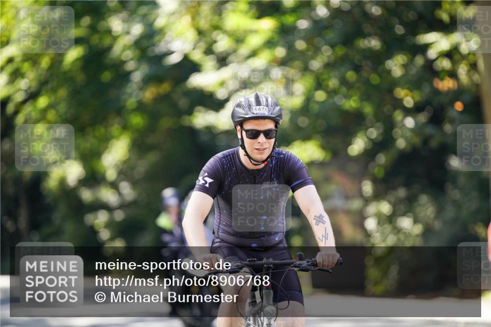 14.09.2025 - Stadtparktriathlon Michael Burmester http://msf.ph/oto/8906768 14.09.2025 13:27:53 Radfahren 1476, 1556, 1579, 1596, 1603, 1618 meine-sportfotos.de