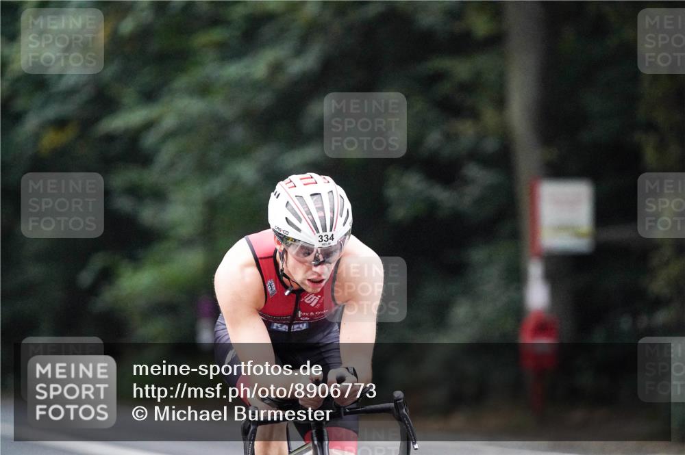 14.09.2025 - Stadtparktriathlon Michael Burmester http://msf.ph/oto/8906773 14.09.2025 09:12:48 Radfahren 320, 334, 356, 422 meine-sportfotos.de