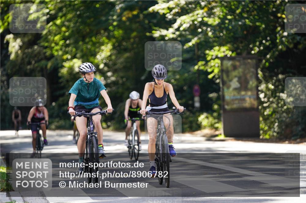 14.09.2025 - Stadtparktriathlon Michael Burmester http://msf.ph/oto/8906782 14.09.2025 13:28:16 Radfahren 1422, 1438, 1439, 1538, 1539, 1578, 1616 meine-sportfotos.de