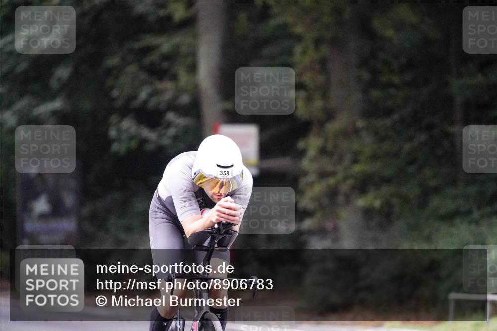 14.09.2025 - Stadtparktriathlon Michael Burmester http://msf.ph/oto/8906783 14.09.2025 09:13:00 Radfahren 306, 358 meine-sportfotos.de