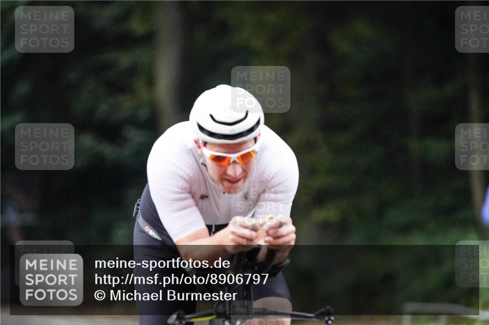14.09.2025 - Stadtparktriathlon Michael Burmester http://msf.ph/oto/8906797 14.09.2025 09:13:11 Radfahren 314, 397 meine-sportfotos.de