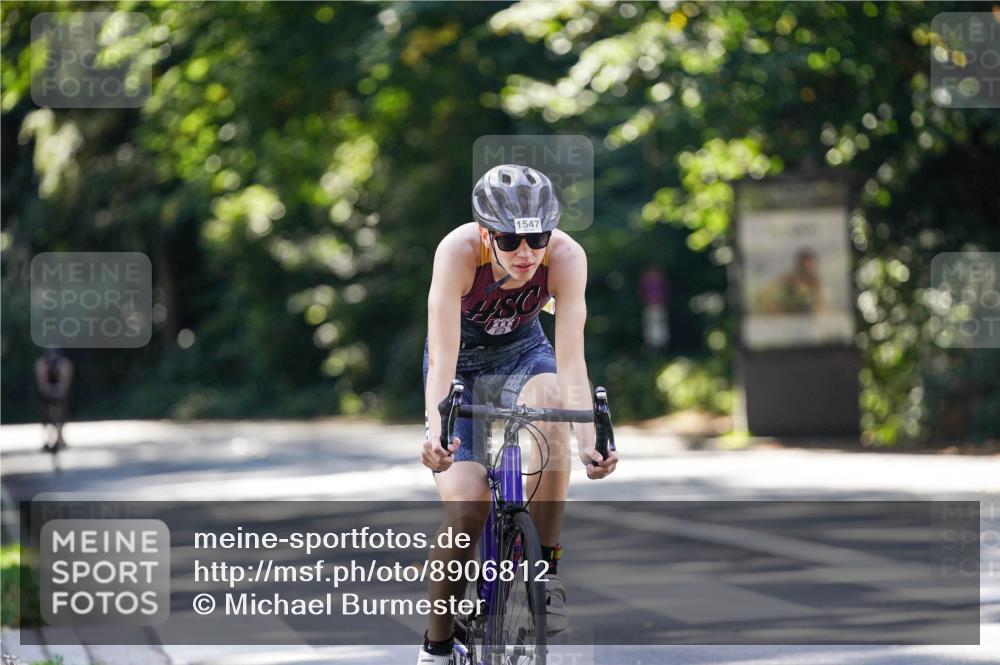 14.09.2025 - Stadtparktriathlon Michael Burmester http://msf.ph/oto/8906812 14.09.2025 13:28:39 Radfahren 1547, 1580, 1594, 1604, 1617 meine-sportfotos.de