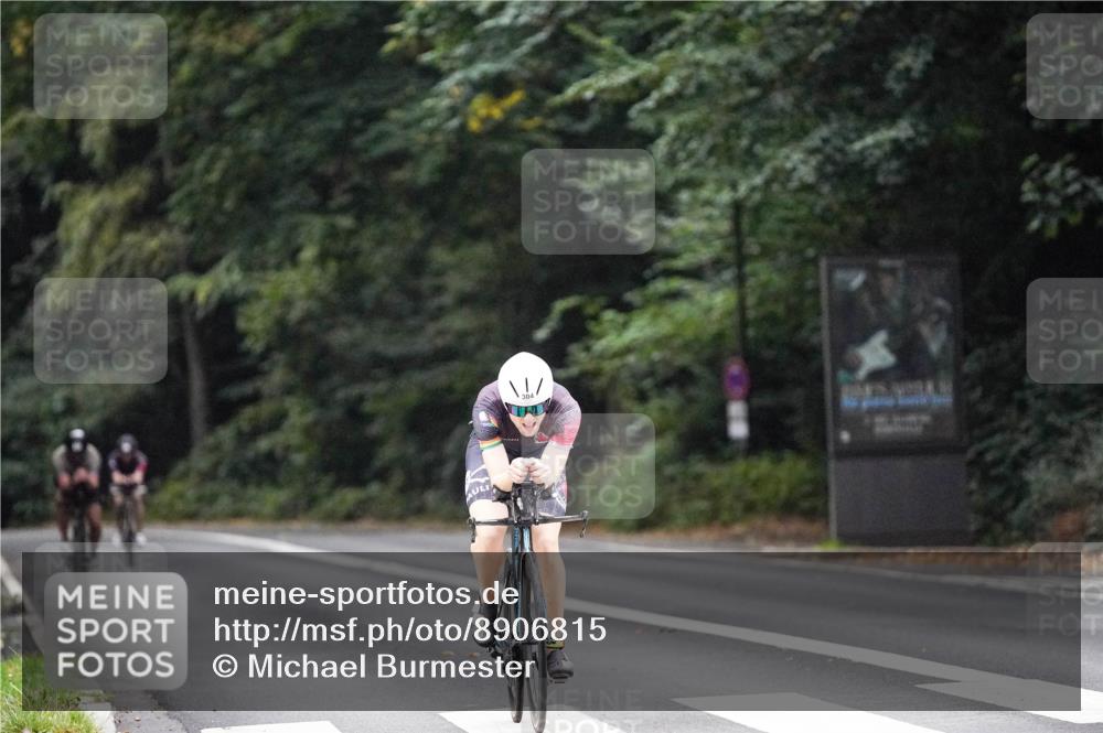 14.09.2025 - Stadtparktriathlon Michael Burmester http://msf.ph/oto/8906815 14.09.2025 09:13:32 Radfahren 304, 346, 386 meine-sportfotos.de