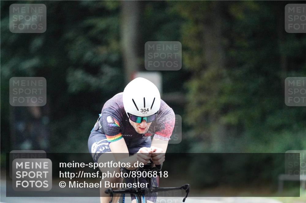 14.09.2025 - Stadtparktriathlon Michael Burmester http://msf.ph/oto/8906818 14.09.2025 09:13:33 Radfahren 304, 346, 386, 425 meine-sportfotos.de