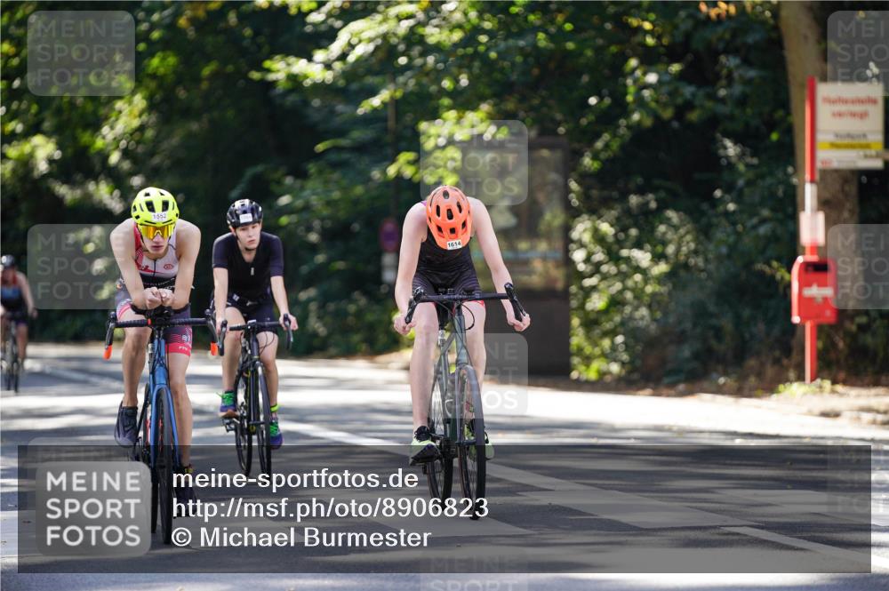 14.09.2025 - Stadtparktriathlon Michael Burmester http://msf.ph/oto/8906823 14.09.2025 13:28:55 Radfahren 1437, 1465, 1530, 1552, 1564, 1614 meine-sportfotos.de